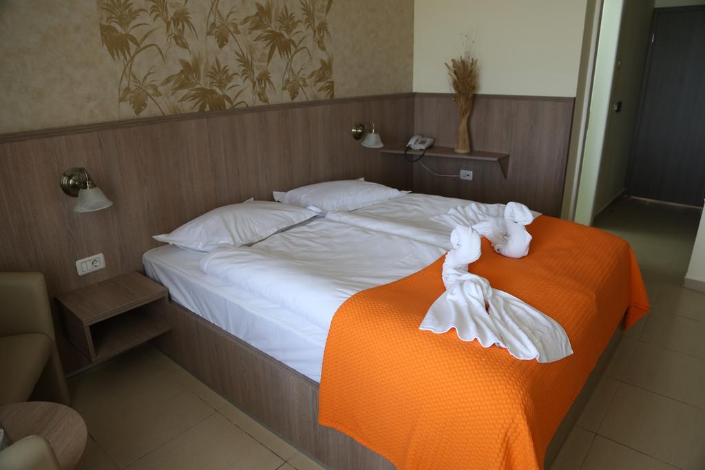 Hotel Piccadilly مامايا الغرفة الصورة