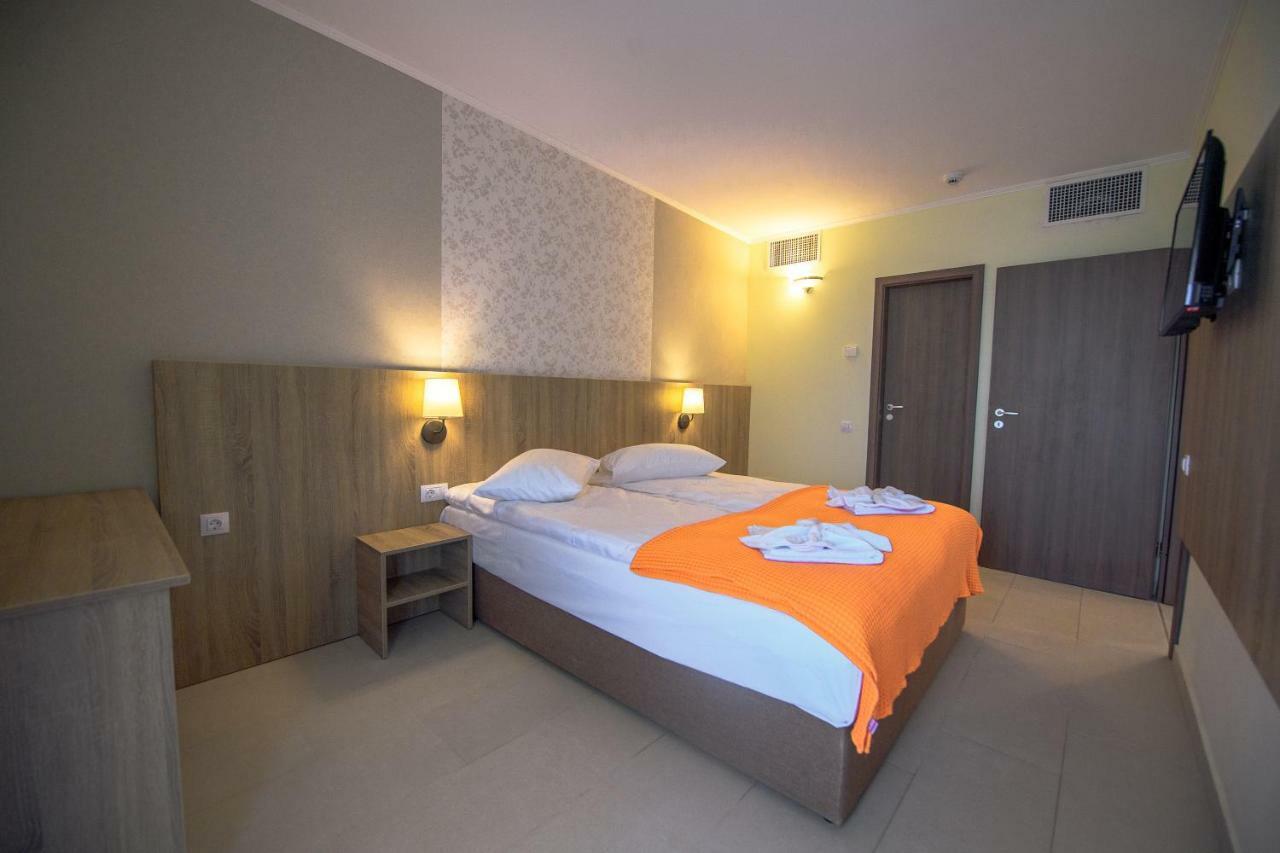Hotel Piccadilly مامايا المظهر الخارجي الصورة