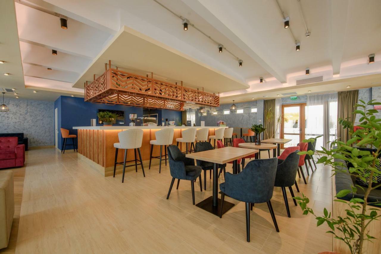 Hotel Piccadilly مامايا المظهر الخارجي الصورة